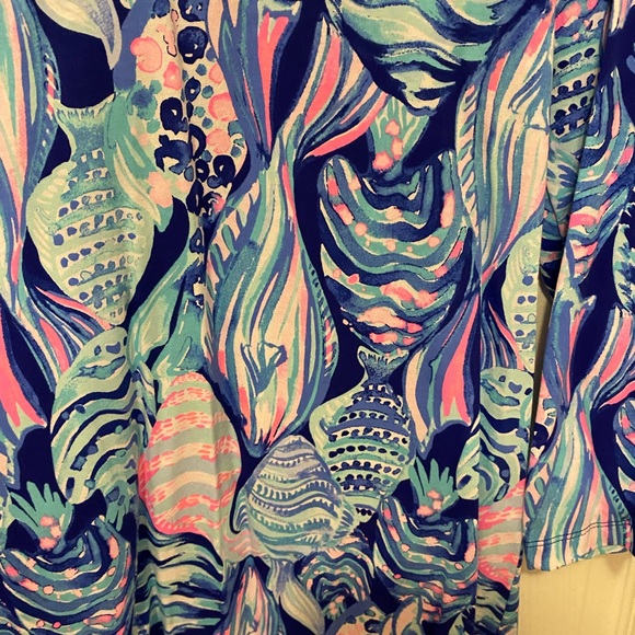 ๐๐๐EUC Lilly Pulitzer Beacon Twilight Blue Scale Up M ๐๐๐ - Picture 9 of 13